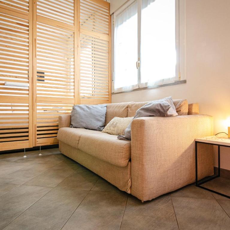 Large studio flat with private car park - Appartamento - 8