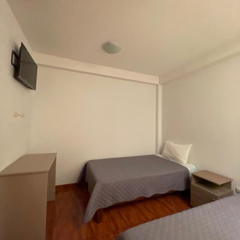 Hostal Sotillo - Standard Twin Room - 2