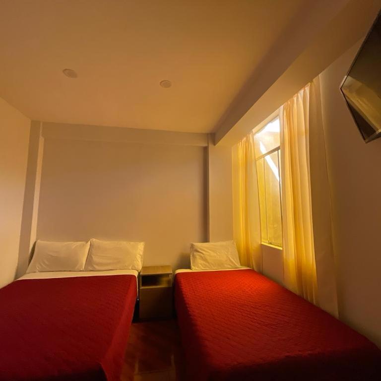 Hostal Sotillo - Family Double Room - 3