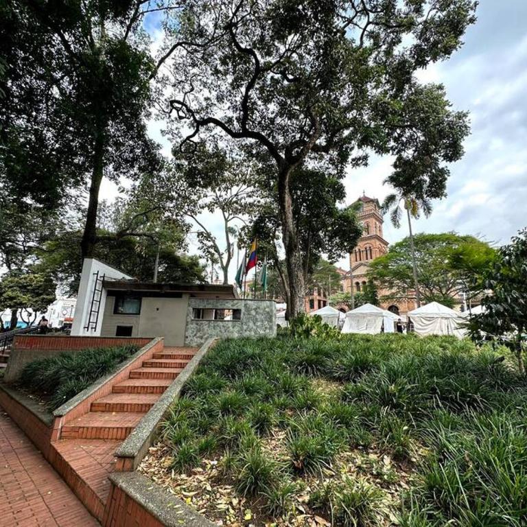 ApartaStudio El Poblado - One-Bedroom Apartment - 6