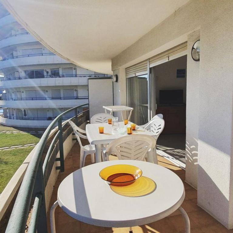 Medes Parck II -1-2 inmoestartit - Two-Bedroom Apartment - 4