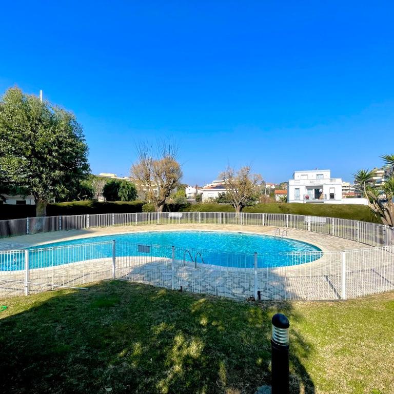 Appartement bord de mer avec piscine - Appartement 2 Chambres - 32