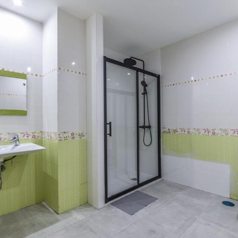 MyHouseSpain - Fuencarral and Gran Vía - Double Room with Private Bathroom - 6