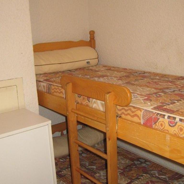 Studio climatisé avec coin nuit et terrasse plein Sud, 10 m², parking inclus - FR-1-100-194 - Studio - 4
