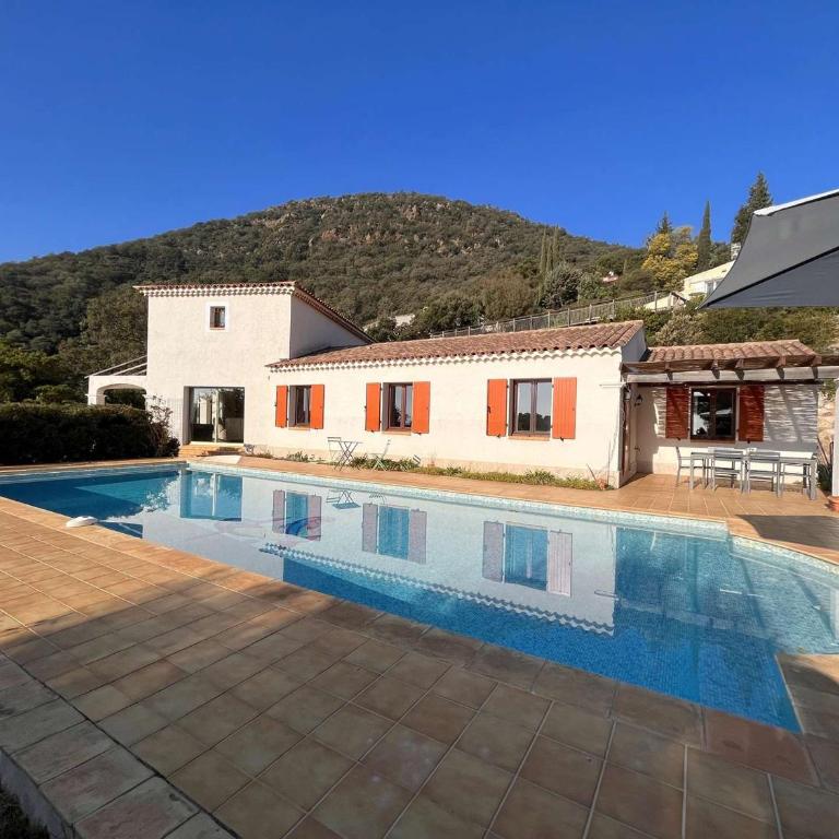 Maison climatisée 5 pièces avec piscine et jardin, 7 couchages - Cavalaire-sur-Mer - FR-1-226B-86 - Casa Vacanze (7 Adulti) - 1
