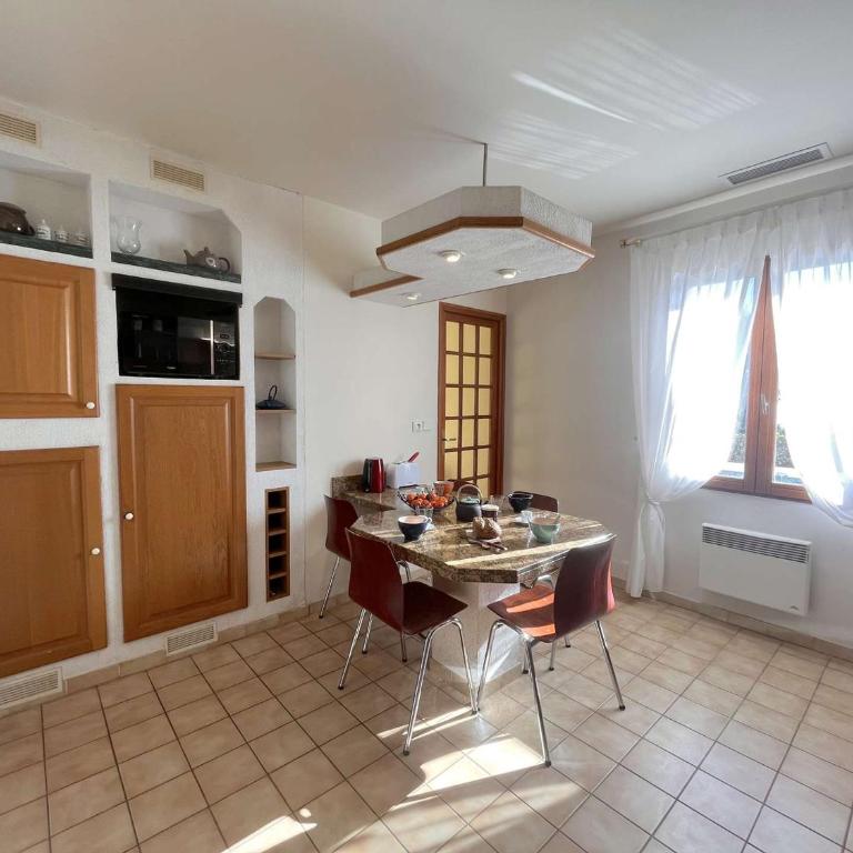 Maison climatisée 5 pièces avec piscine et jardin, 7 couchages - Cavalaire-sur-Mer - FR-1-226B-86 - Casa Vacanze (7 Adulti) - 8