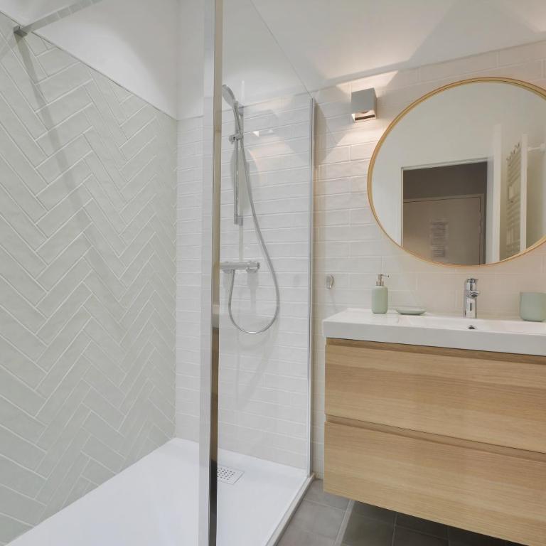 Loft Doryan ! Blue Haussmannien - Centre Gare - Excelsior - 2 à 4 pers - Appartement 1 Chambre - 17