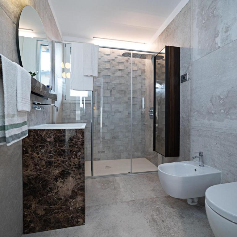 APARTMENT YIN & YANG - Regarda Travel - Appartamento con Vista Lago - 37