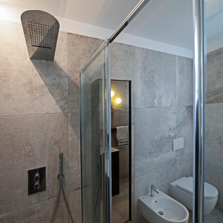APARTMENT YIN & YANG - Regarda Travel - Appartamento con Vista Lago - 36