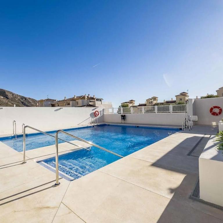 86-Modern Apartment, Benalmadena - Two-Bedroom Apartment - 30