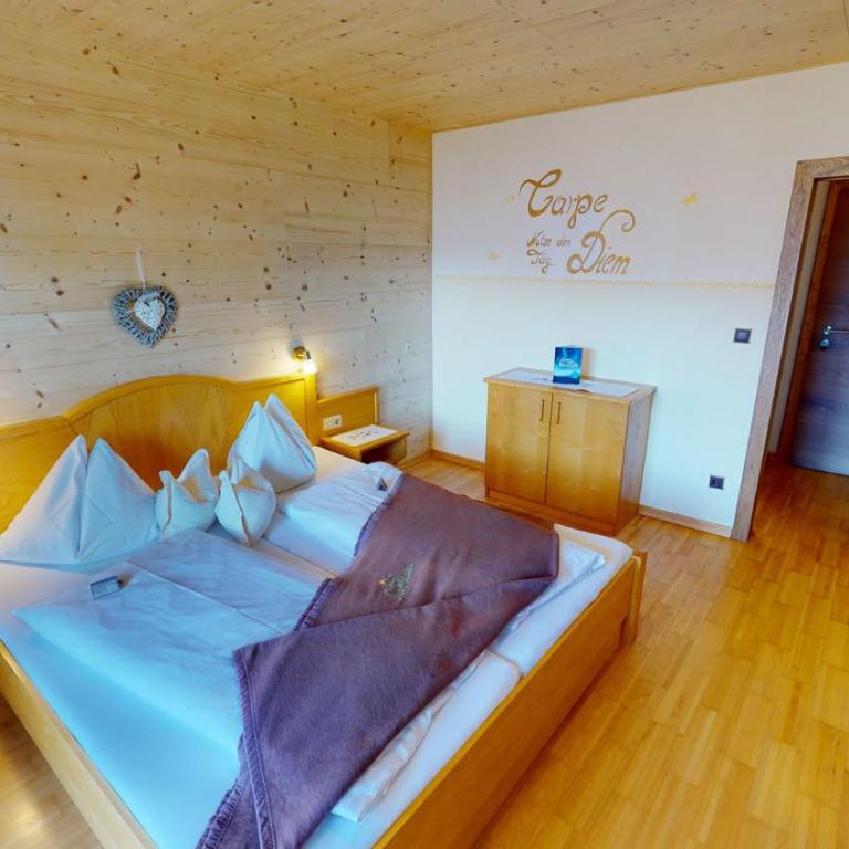 Berghotel Presslauer - Doppelzimmer mit Balkon - 4