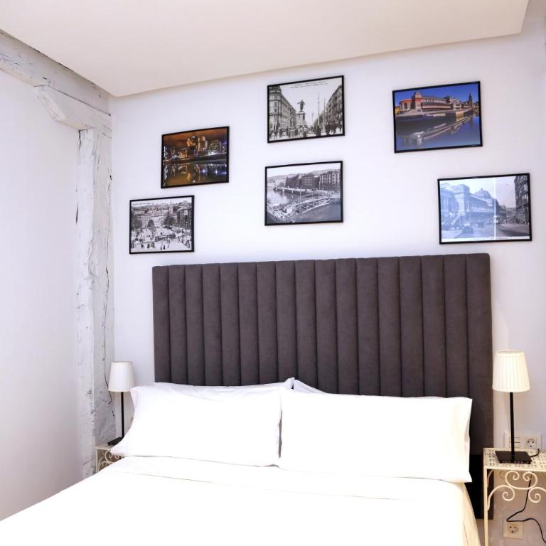 PISO REFORMADO FRENTE A LA CATEDRAL - Three-Bedroom Apartment - 42