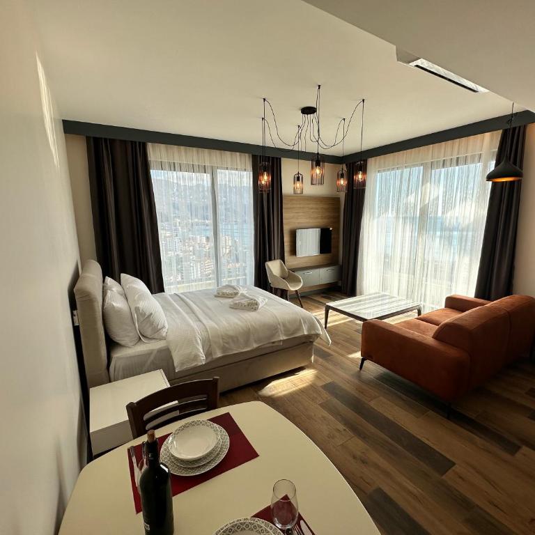 Boreti Residence - King Suite with Sea View - 6