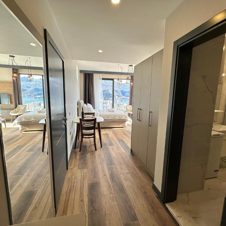 Boreti Residence - King Suite with Sea View - 4