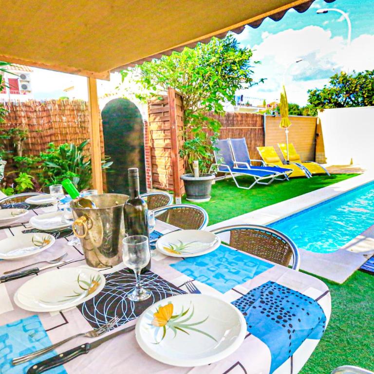LITORAL COSTA DORADA - CASA DEL SOL Only families - Villa - 5