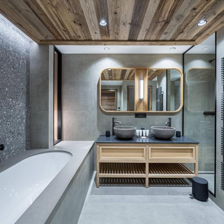Penthouse exceptionnel avec jacuzzi, sauna, skis aux pieds, animaux admis - FR-1-565-76 - Appartement - 5
