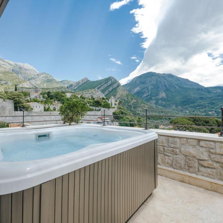 Stara Čaršija Hotel & SPA - Queen Suite with Spa Bath - 5