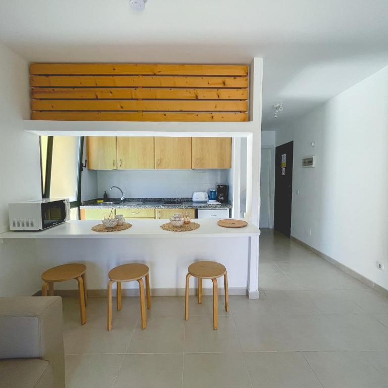Seaside Apartment Corralejo : A cozy holiday home in a peaceful well located green complex - Apartamento con terraza - 4