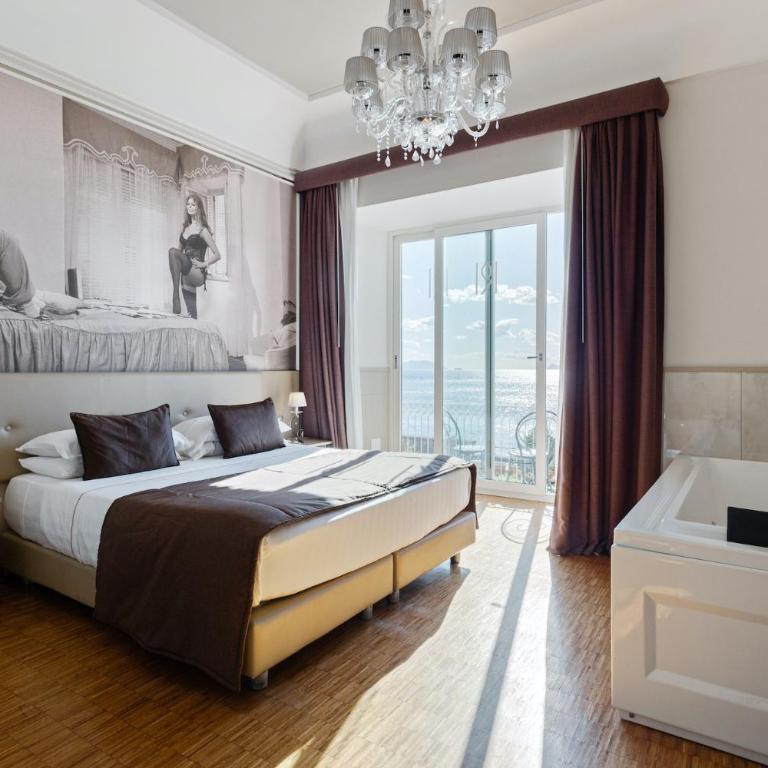 Partenope Relais - Deluxe Suite mit Whirlpool-Badewanne - 1