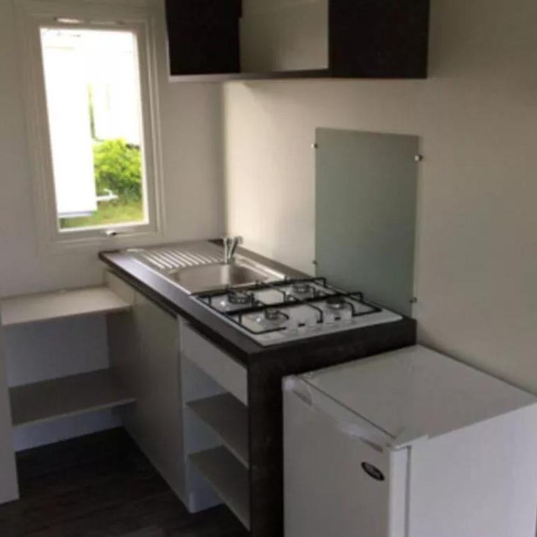 Camping le Dolmen, Carnac, Morbihan - Mobile Home - 3