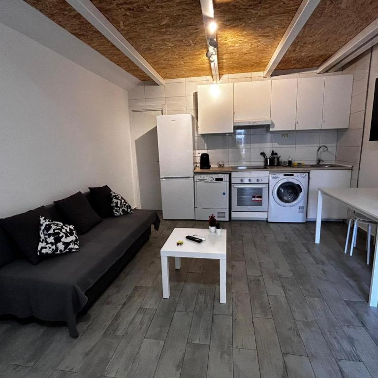 #1# Estudio Sevilla centro BAÑERA HIDROMASAJE - One-Bedroom Apartment - 10