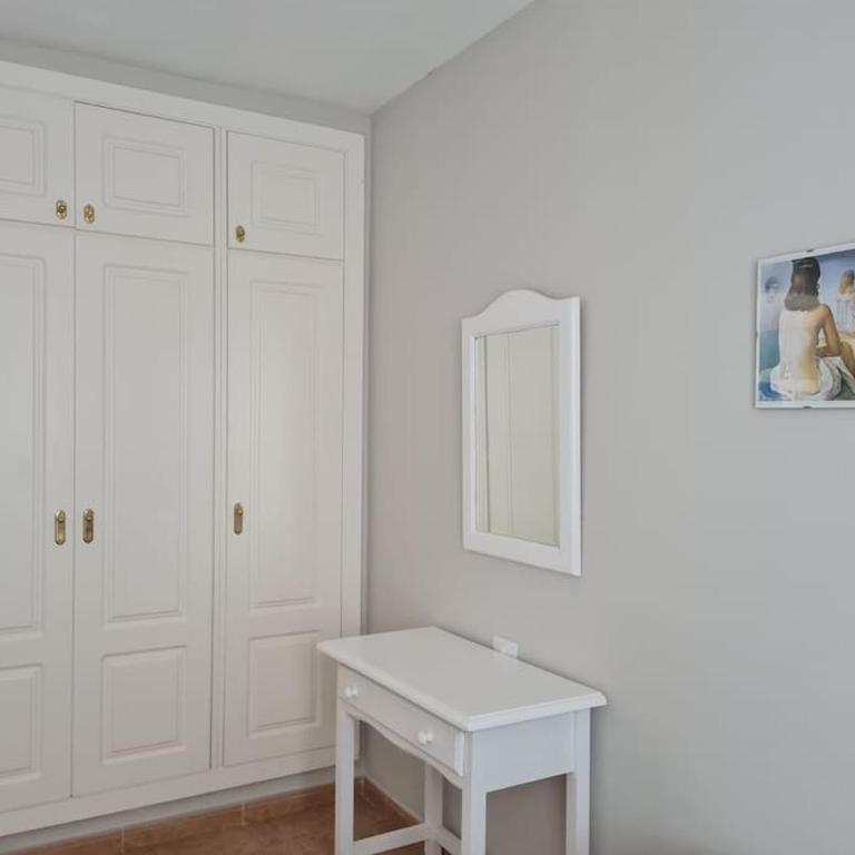 Alojamientos Vistas Edén 68 - One-Bedroom Apartment - 17