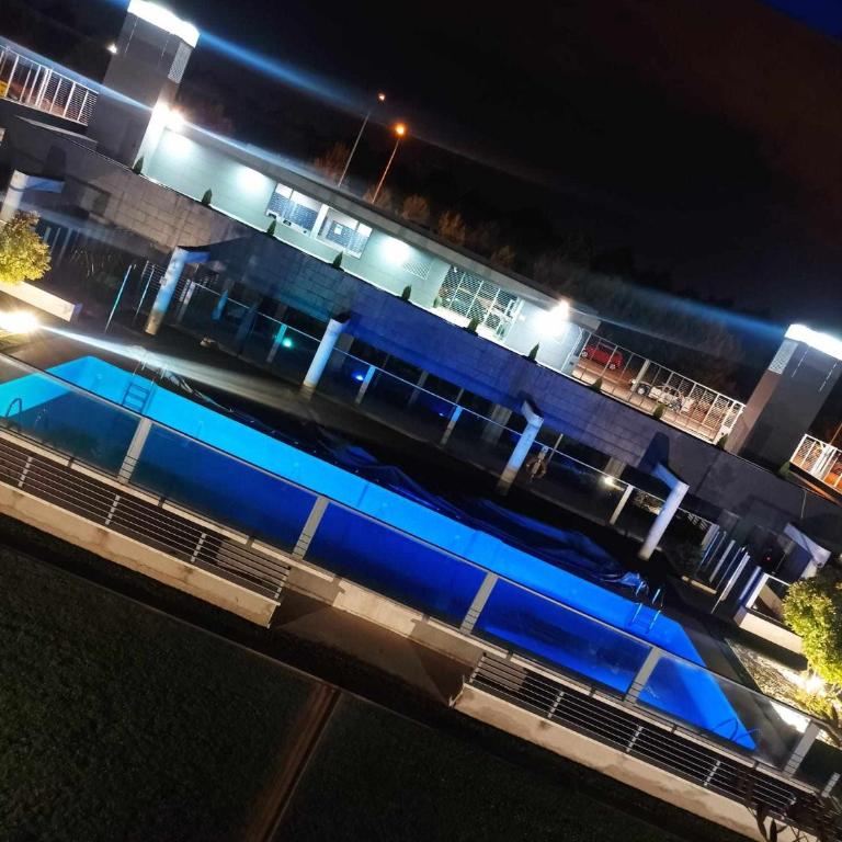 Espectacular apartamento con piscina y garaje. - Two-Bedroom Apartment - 24
