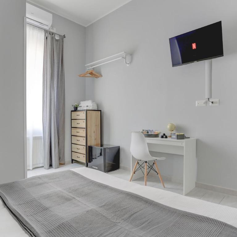 Voyager House Termini - Home and More - Camera Matrimoniale con Bagno Privato - 1