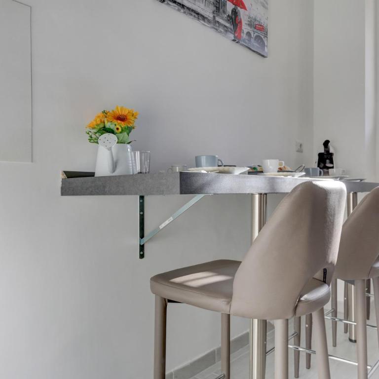 Voyager House Termini - Home and More - Camera Matrimoniale con Bagno Privato - 5