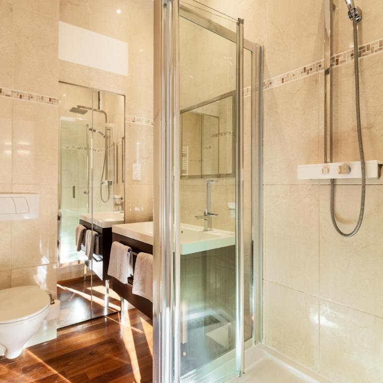 Market Square 2 bedrooms 2 baths AC private garage - Appartement 2 Chambres - 10