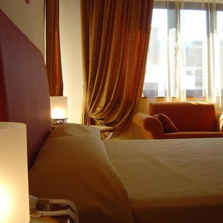 Ranch Palace Hotel - Quadruple Room - 1