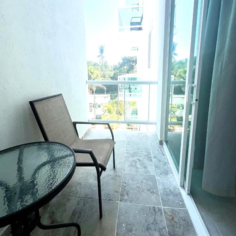 Gran Palma - Suite con cama extragrande y vistas a la piscina - 9