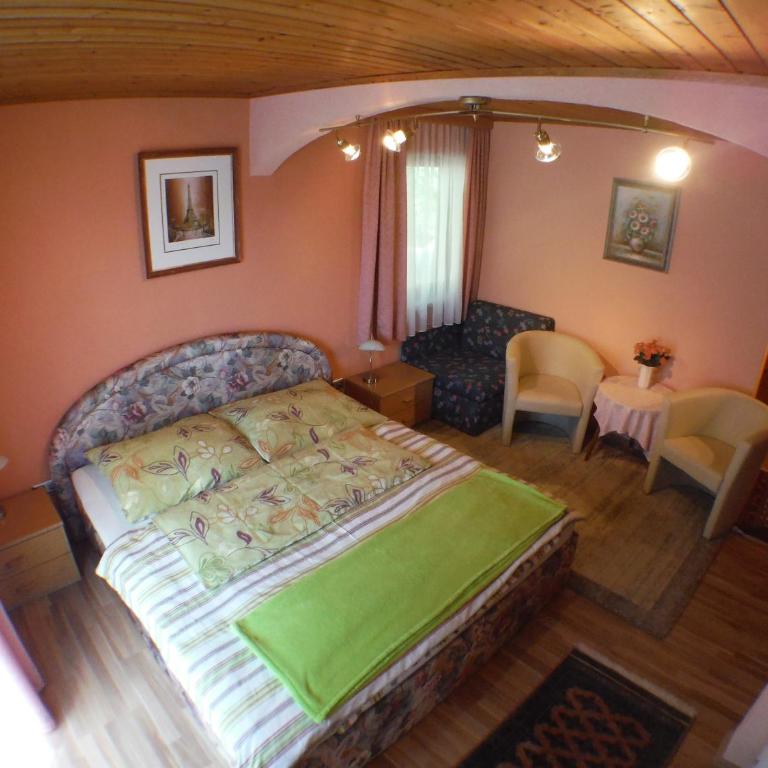 Ferienparadies Gutounik - Doppelzimmer mit Balkon oder Terrasse - 12