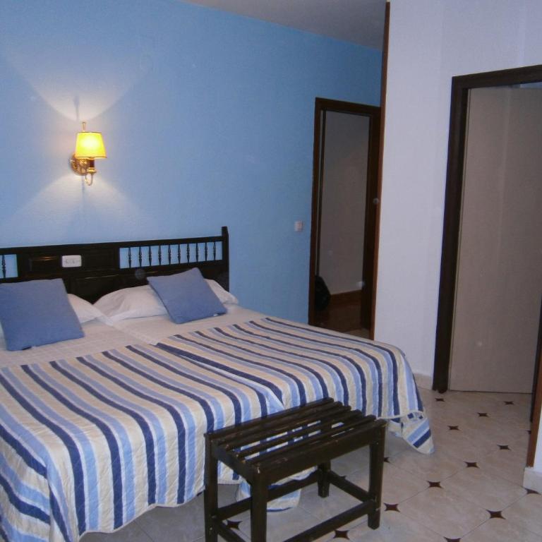 Hostal Residencia Avenida - Habitación Doble - 1 o 2 camas - 1