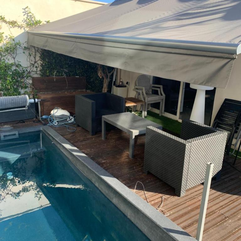 Logement dans une résidence de bien être avec jacuzzi et piscine chauffée - Appartement avec Terrasse - 14