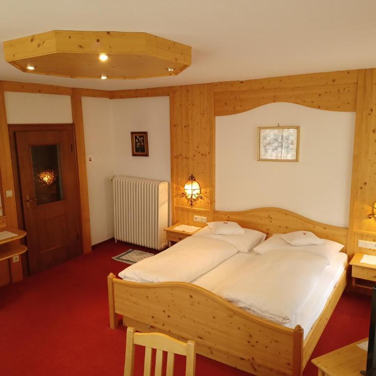 Waldgasthof Passegger - Deluxe Doppelzimmer mit Balkon - 1