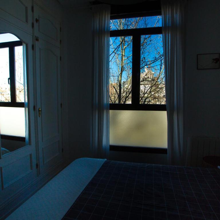 Apartament Glorieta Puerta de Toledo - Two-Bedroom Apartment - 47