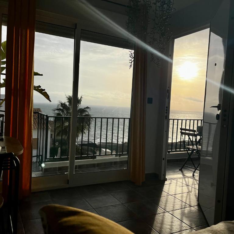 Sunshine loft - One-Bedroom Apartment - 22