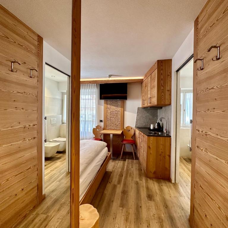B&B Cèsa Planber Mountain View BIKE FRIENDLY - Monolocale Deluxe con Vista Montagna - 13