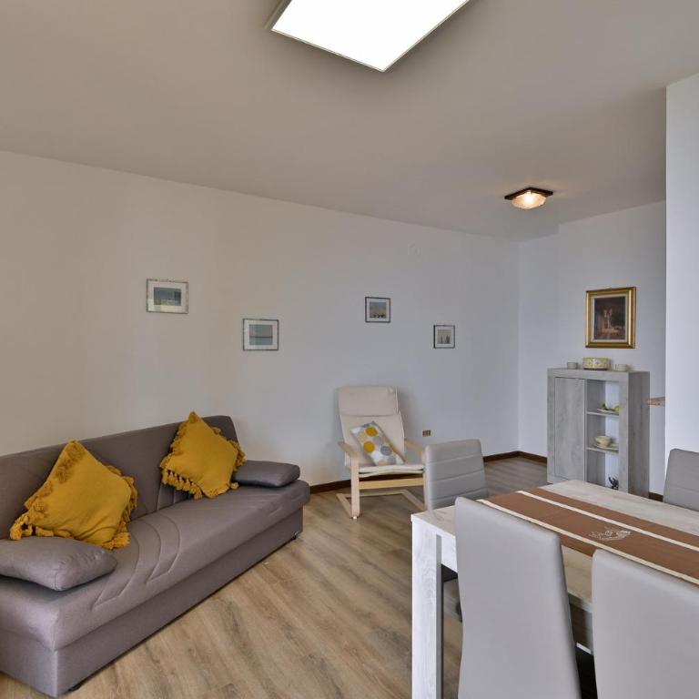 Casa Mamma Gisella by Theater Home - Appartamento con Vista Lago - 2