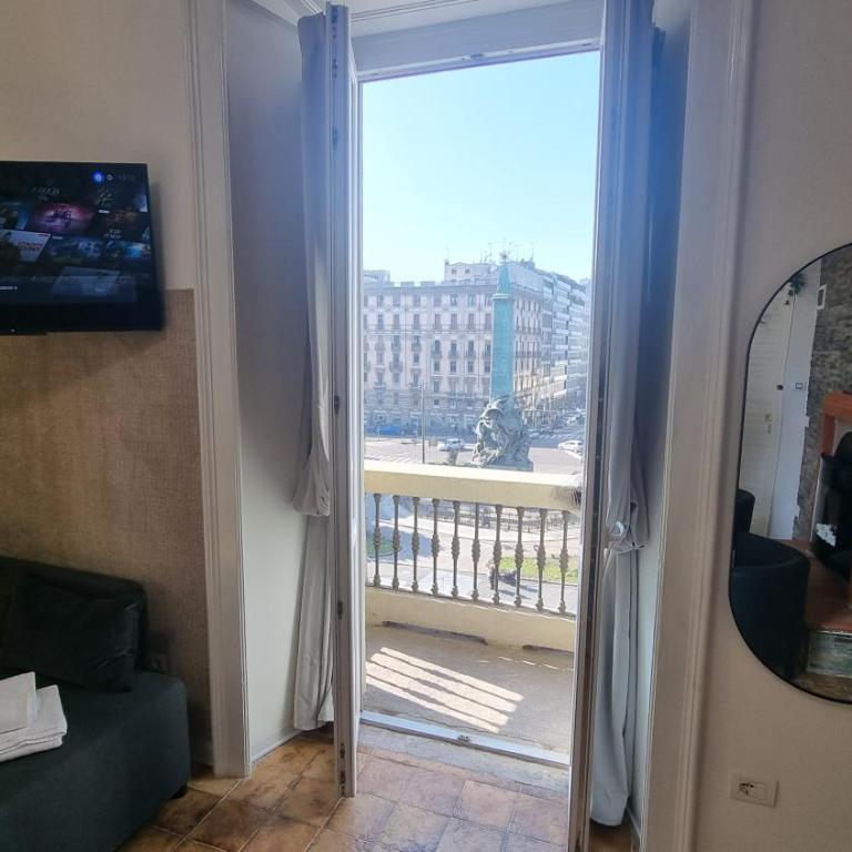 Casa Storica Piazza 5 Giornate - Triple Room with Private External Bathroom - 10