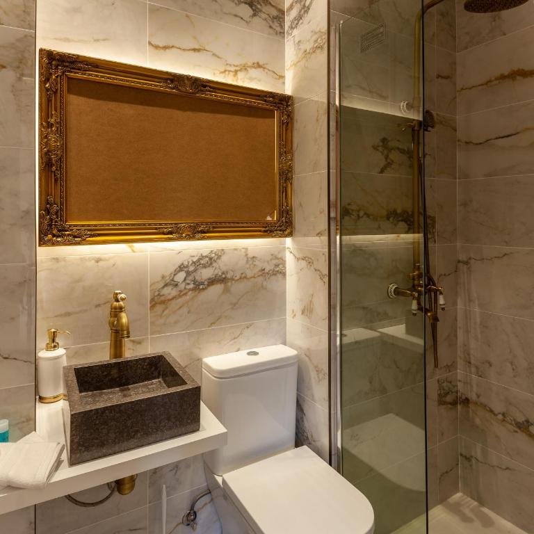 Plaza España V calle San Bernardino 6BR 6BH - Apartment - 24