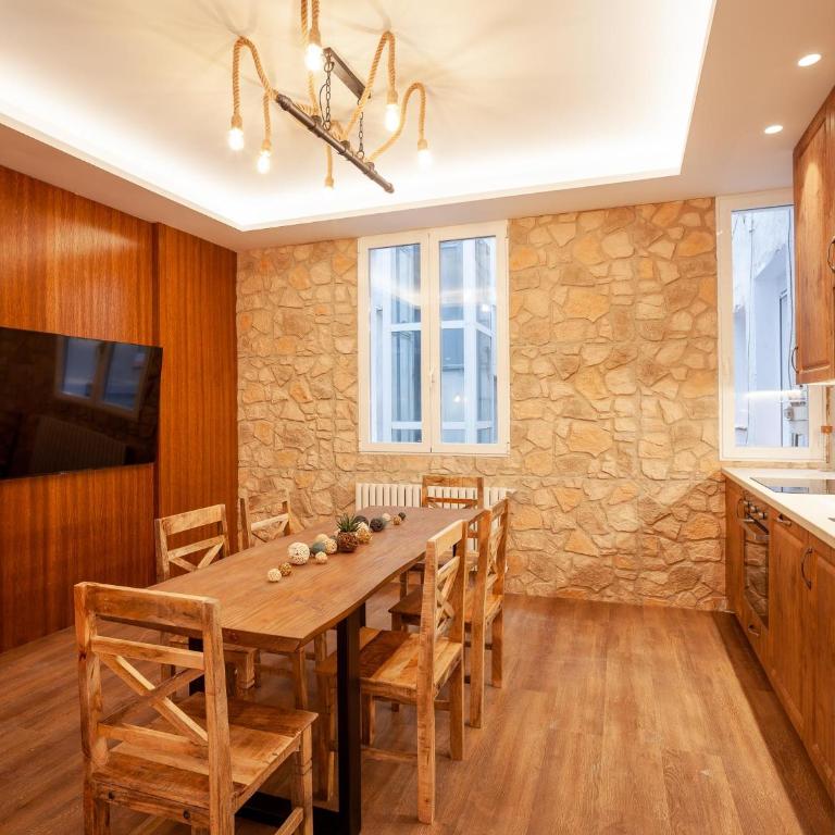 Plaza España V calle San Bernardino 6BR 6BH - Apartment - 3
