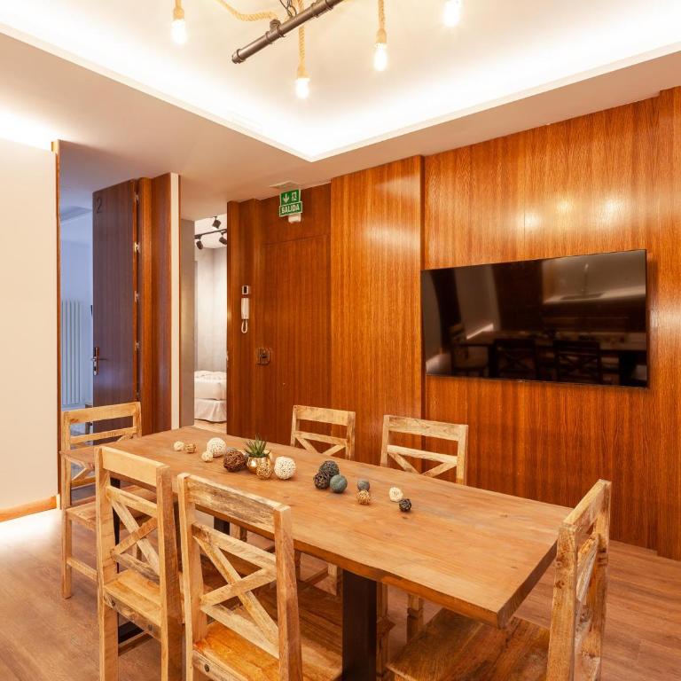 Plaza España V calle San Bernardino 6BR 6BH - Apartment - 1