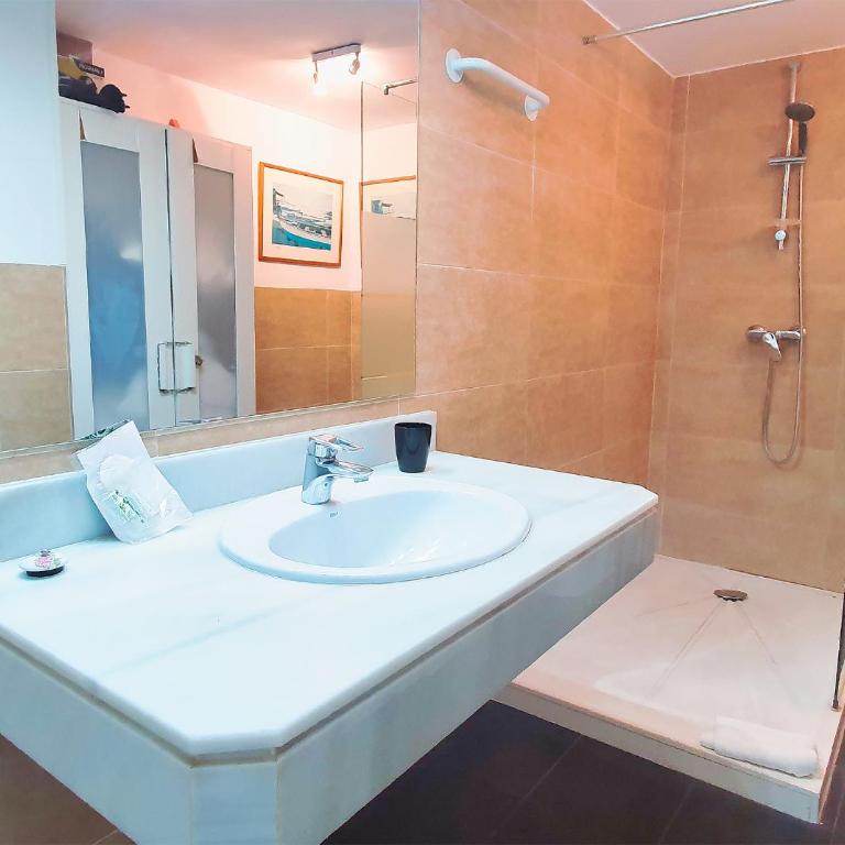 Skol 316. Attractive 1 Bedroom Duplex Apartment with Sea View in Skol Marbella. - One-Bedroom Apartment - 6
