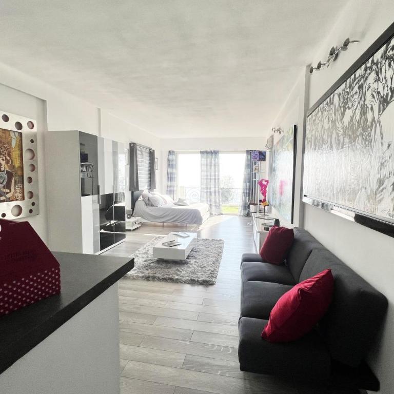 Luxurious studio suite near Monaco with sea view - Studio - 9