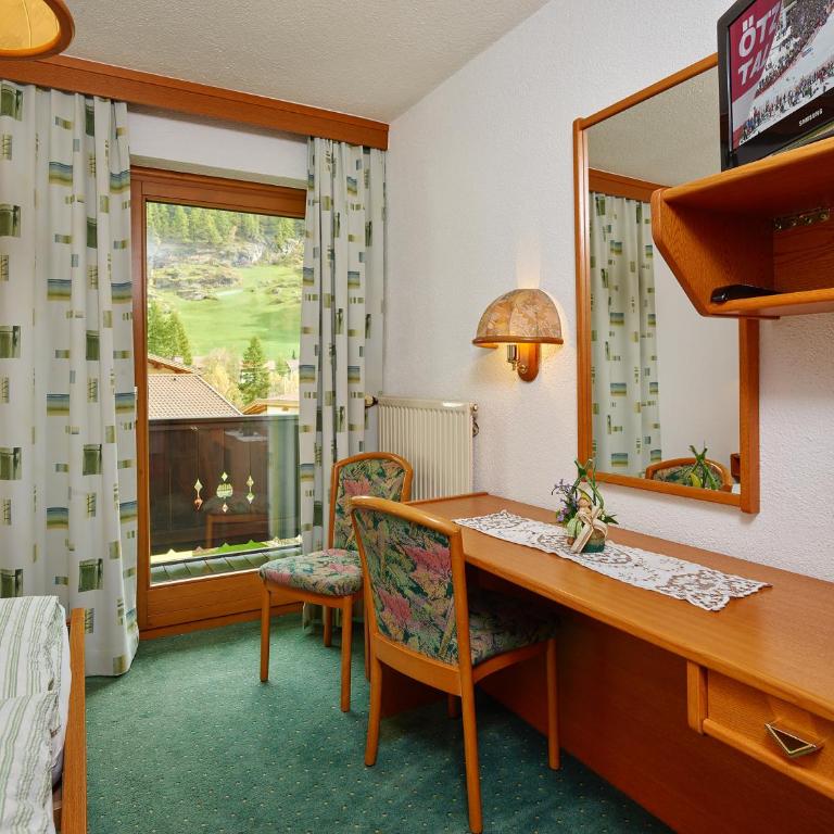 Haus Anton Sölden - Apartments & Zimmer - Doppelzimmer - 8