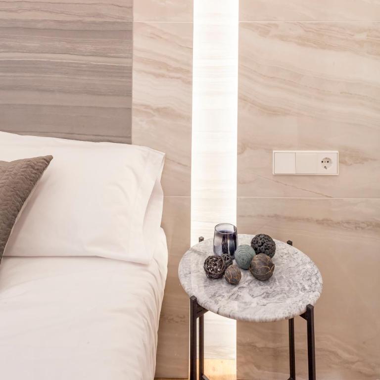 Plaza España V calle San Bernardino 6BR 6BH - Apartment - 12