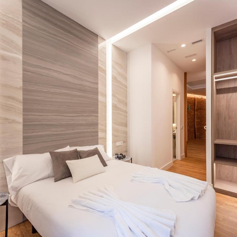 Plaza España V calle San Bernardino 6BR 6BH - Apartment - 15