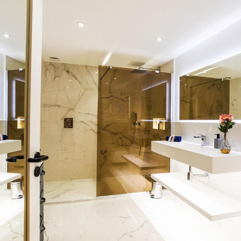 LE MAY AP4338 By Riviera Holiday Homes - Appartement 2 Chambres - 15